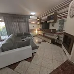 In 54574 شقة