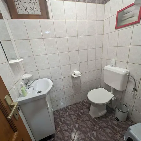 In 54574 Балатонбоглар