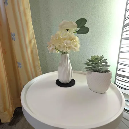 In 54574 Апартаменты