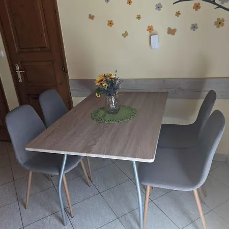 In 54574 Апартаменты Балатонбоглар