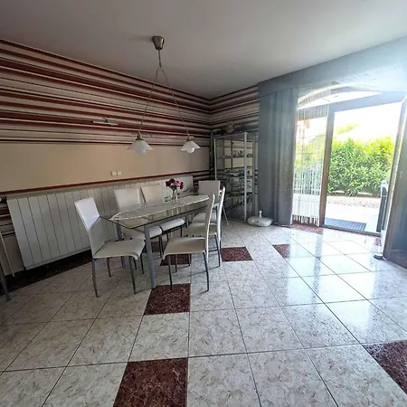 In 54574 Апартаменты *