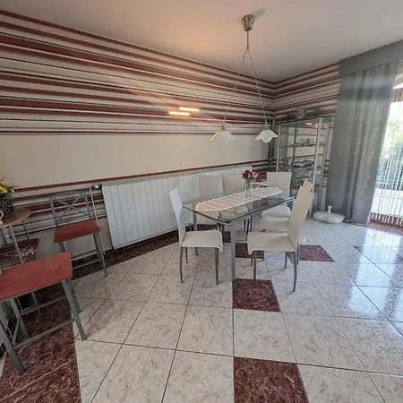 Apartment In 54574